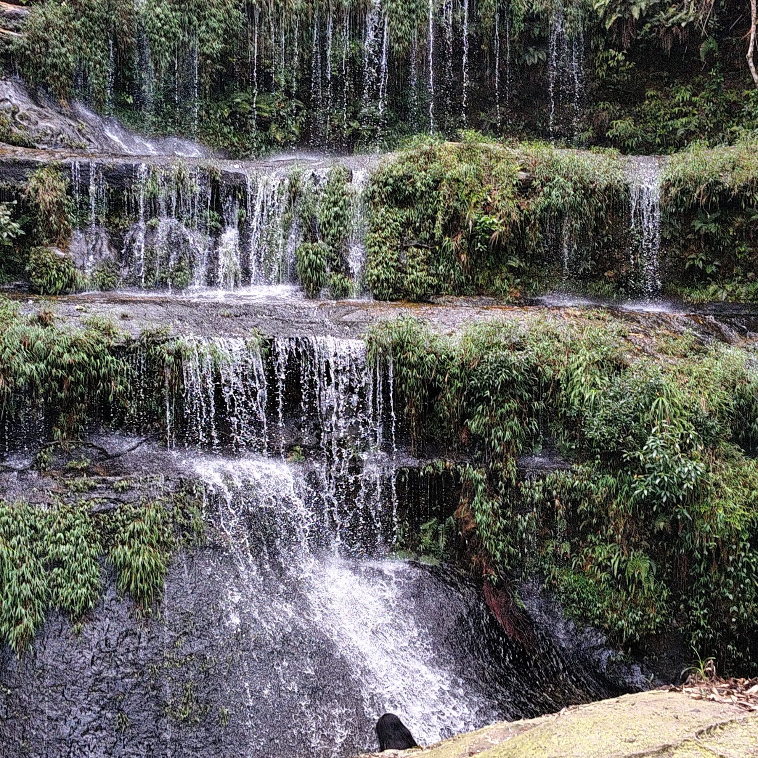 Synrangkhit waterfall
